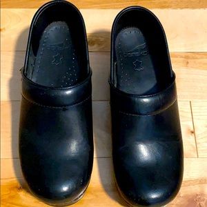 Dansko Clogs SZ 6 SZ 37